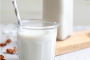 去年乳制品抽检合格率99.5% 选牛奶别忽视这三项