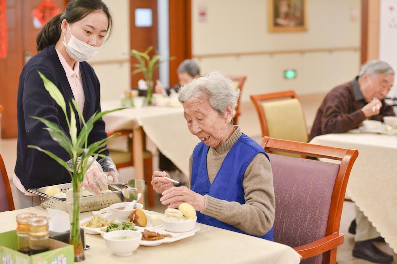 北京防控下调到3级后，养老机构老人外出仍受限