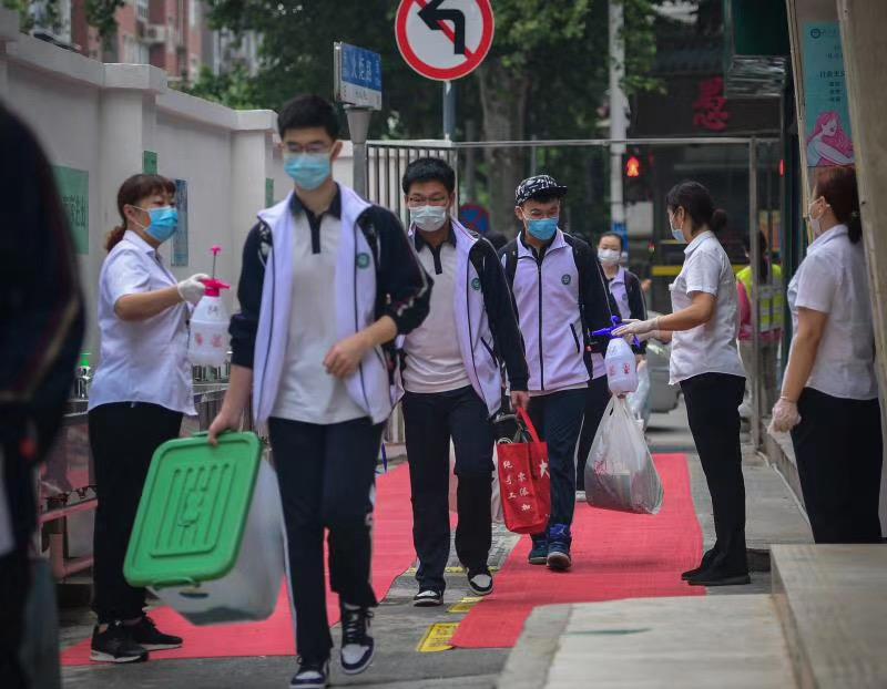 开学季返校需要核酸检测吗？多地明确返校政策