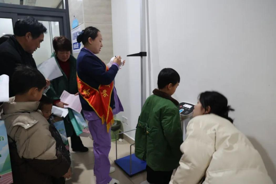 “中国儿童生长发育健康传播行动”走进湖南龙山